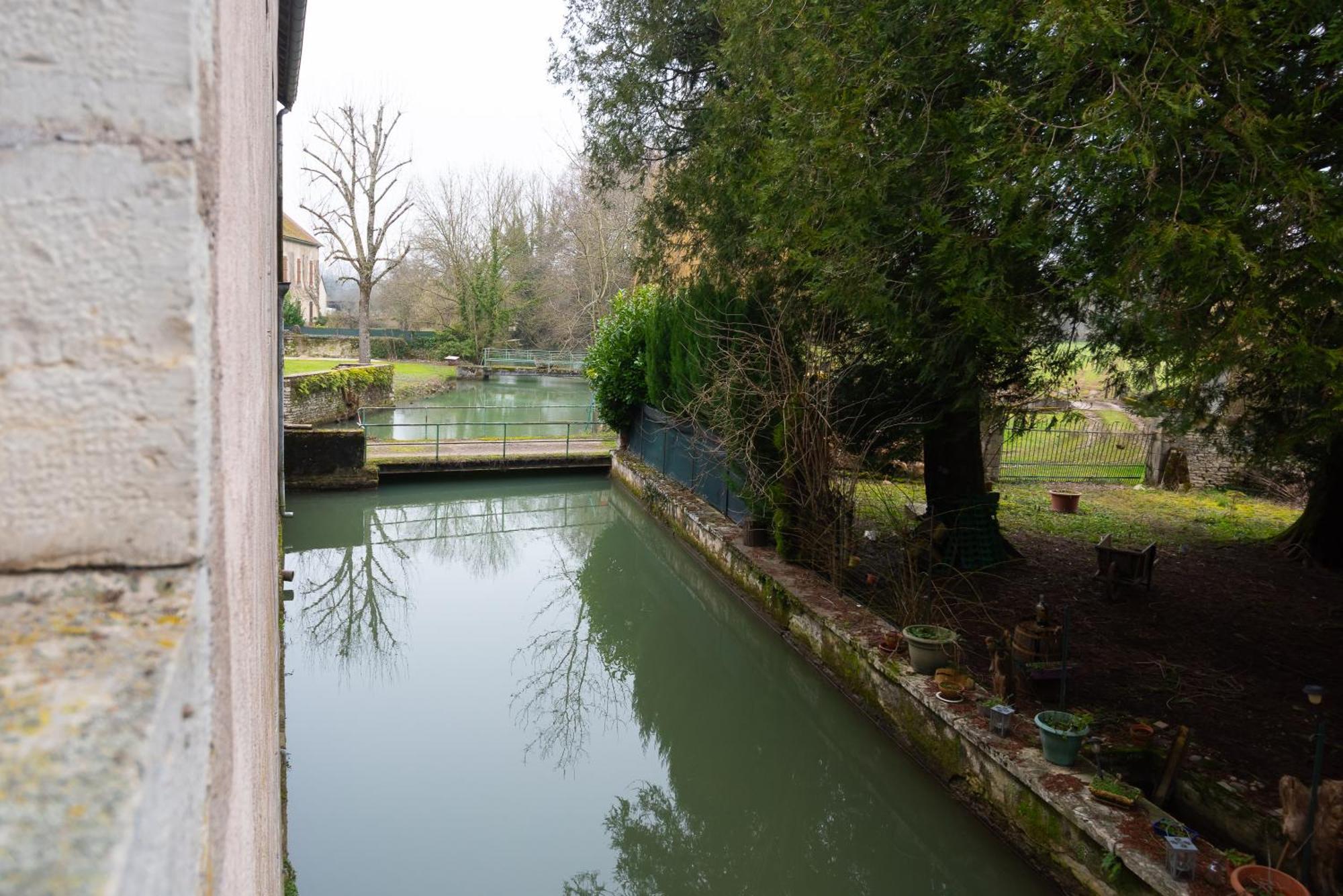 Chambre Independante Dans Le Moulin Pouilly-sur-Vingeanne Εξωτερικό φωτογραφία